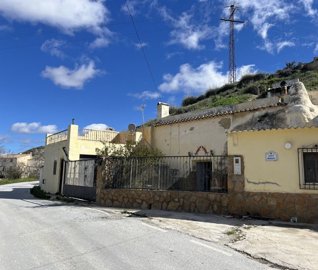 1 - Cortes de Baza, House