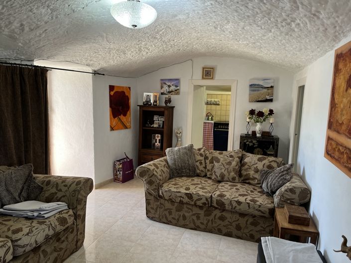 Image No.7-4 Bed House for sale