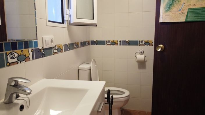 Image No.25-3 Bed Property for sale