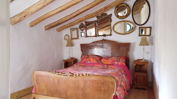 Image No.36-3 Bed Property for sale