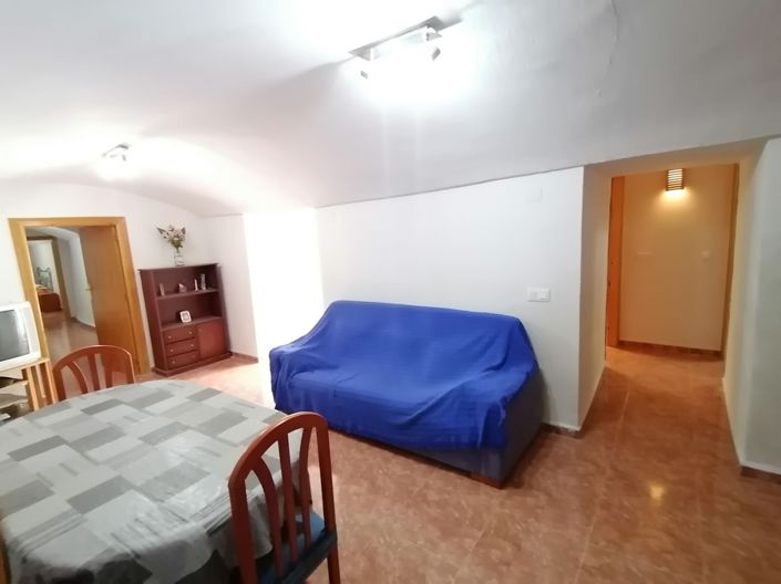 Image No.24-3 Bed House for sale