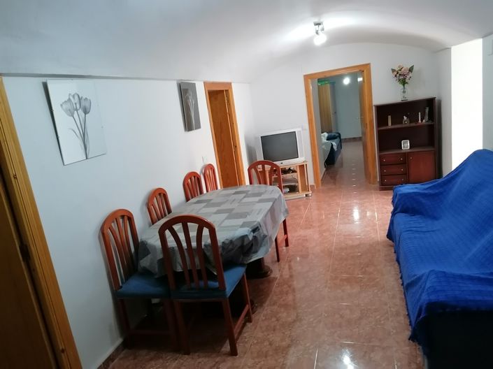 Image No.9-3 Bed House for sale