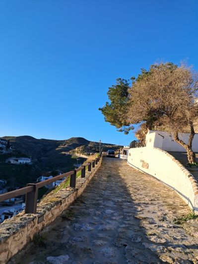 Image No.38-3 Bed House for sale