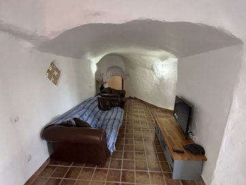 v3048252