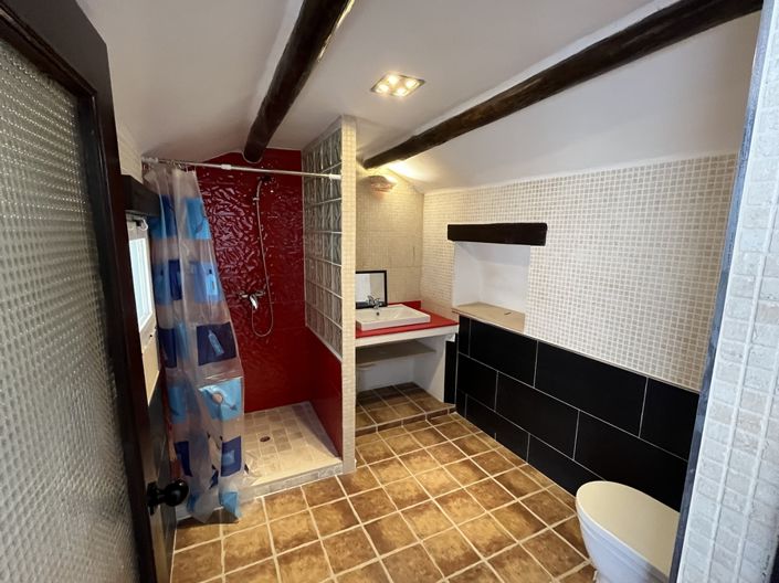 Image No.26-4 Bed House for sale