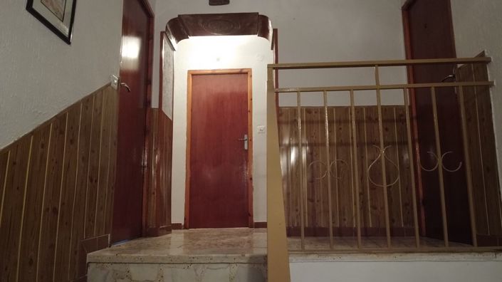 Image No.16-5 Bed Property for sale