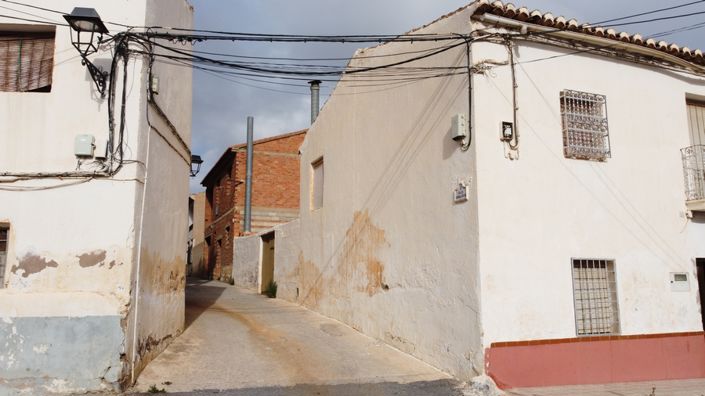 Image No.4-5 Bed Property for sale