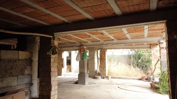 Image No.42-5 Bed Property for sale