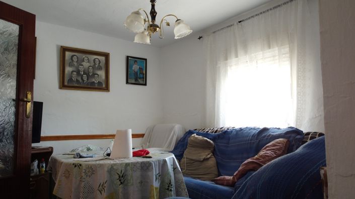 Image No.18-4 Bed Property for sale