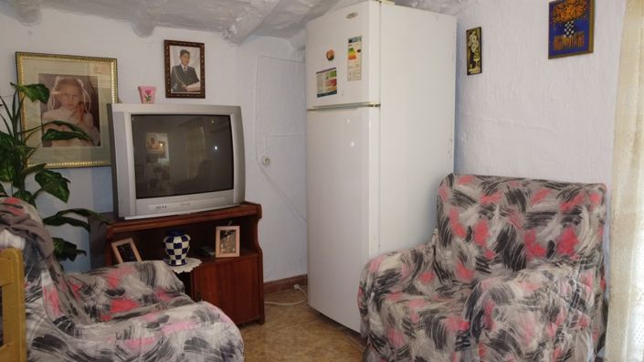 Image No.26-4 Bed Property for sale