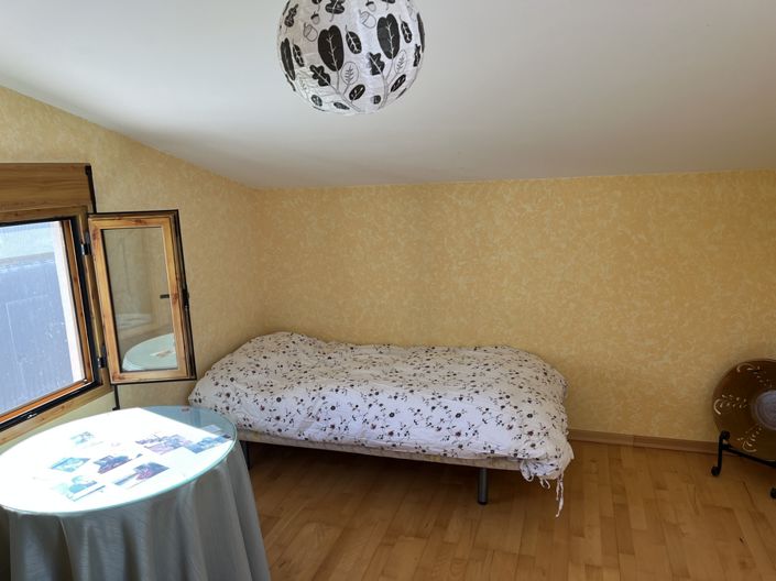 Image No.22-3 Bed Property for sale