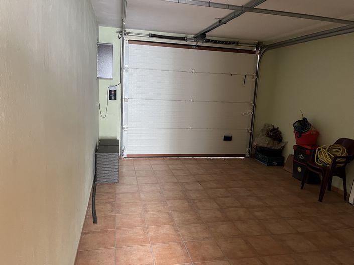 Image No.26-3 Bed Property for sale