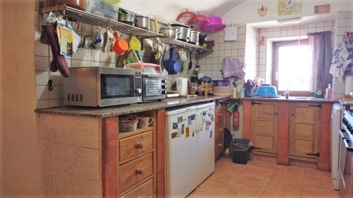 Image No.25-4 Bed House for sale