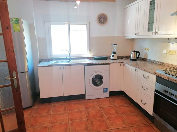 Image No.18-5 Bed Property for sale