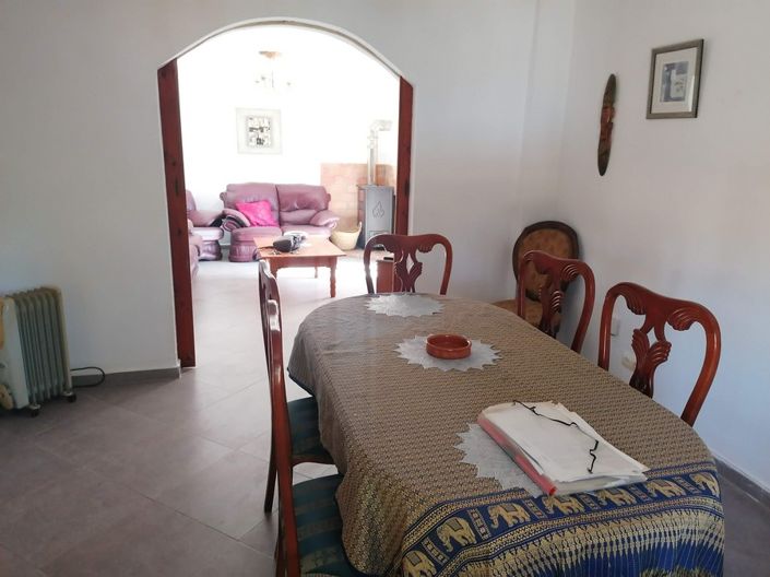 Image No.23-5 Bed Property for sale