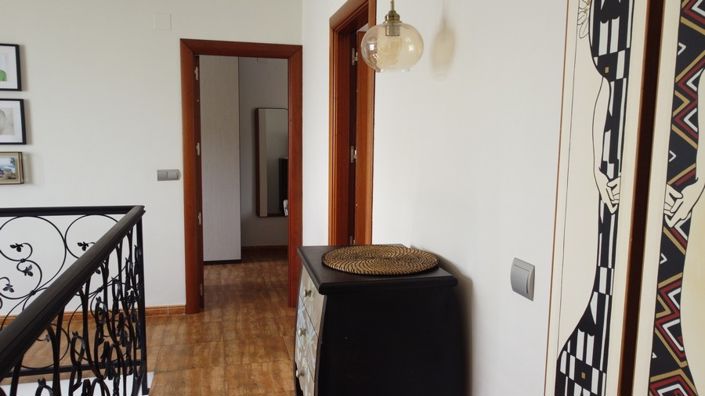 Image No.42-4 Bed Property for sale