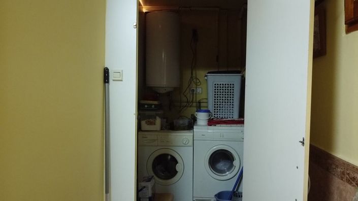 Image No.41-3 Bed Property for sale