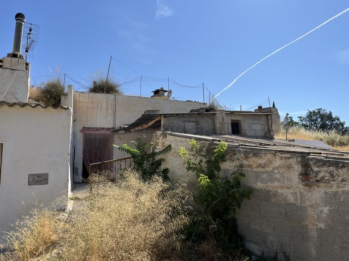 Image No.2-2 Bed House for sale