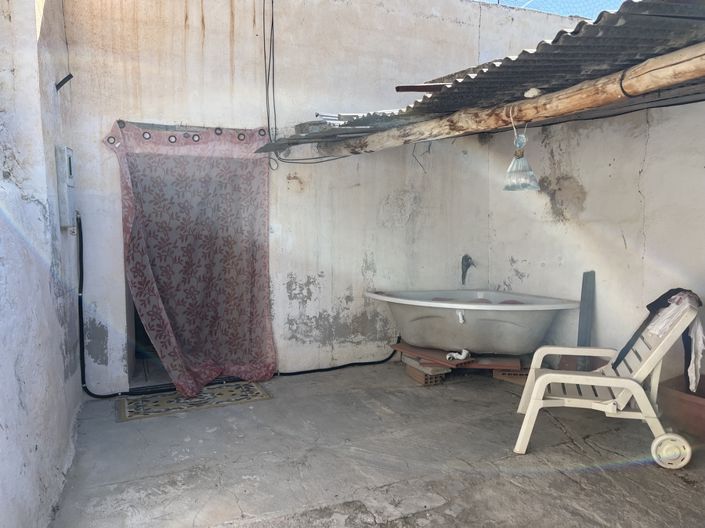 Image No.19-2 Bed House for sale