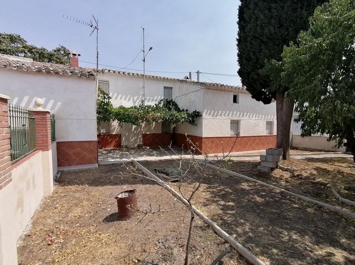 Image No.2-4 Bed Cortijo for sale