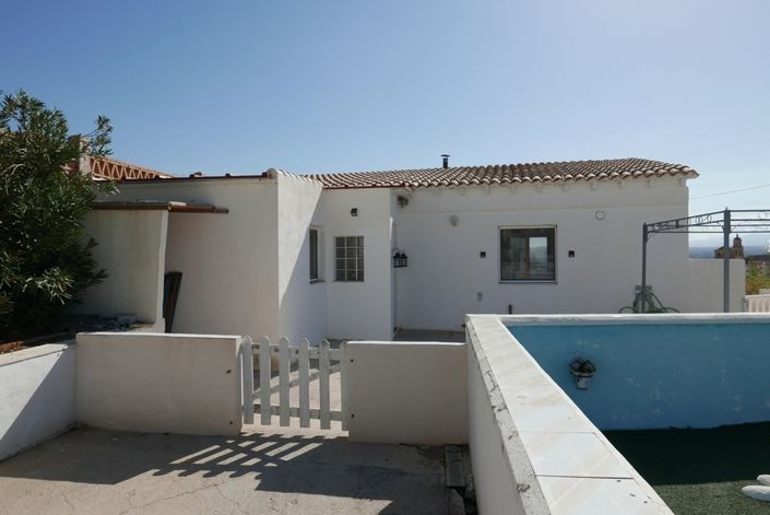 Image No.35-7 Bed Property for sale