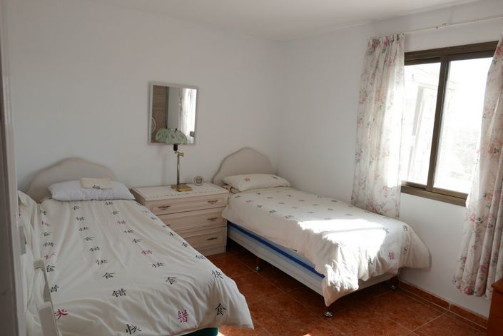 Image No.41-7 Bed Property for sale