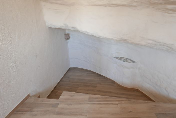 Image No.15-House for sale