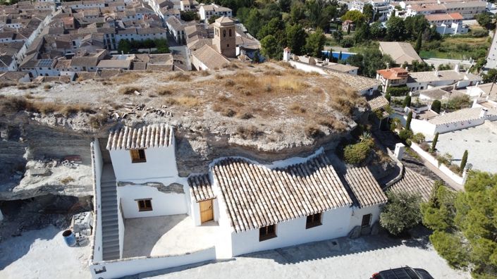 Image No.39-House for sale