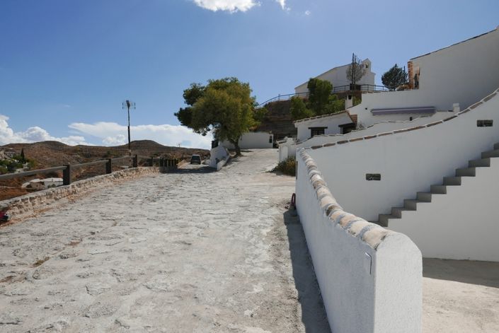 Image No.41-House for sale