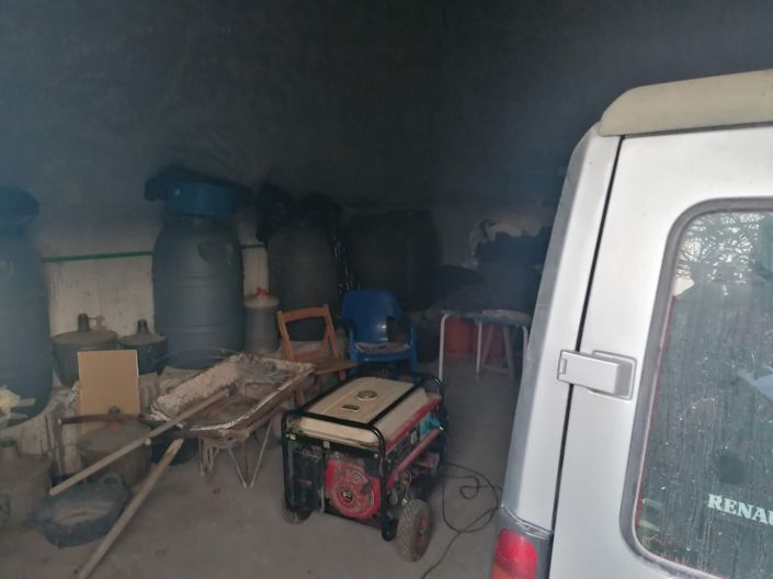 Image No.18-3 Bed Property for sale