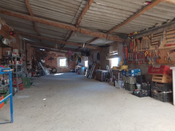 Image No.39-6 Bed Property for sale