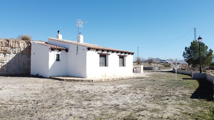 Image No.7-3 Bed House for sale