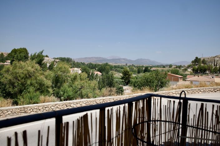 Image No.18-6 Bed Property for sale