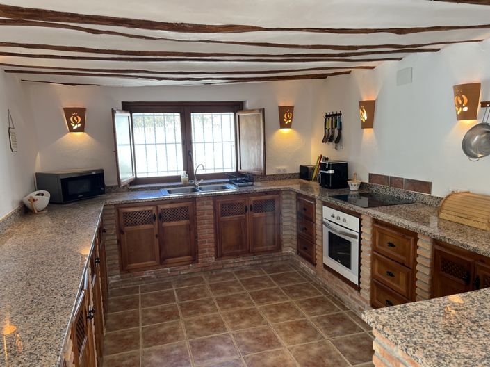 Image No.10-3 Bed Cortijo for sale