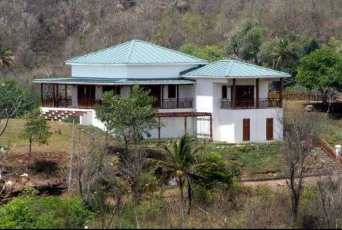 Image No.5-15 Bed Commercial for sale