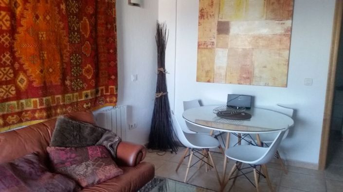 Image No.10-2 Bed Apartment for sale