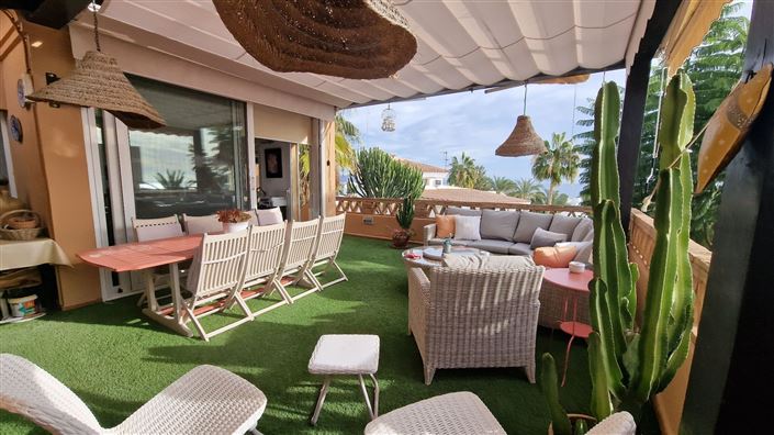 Image No.13-5 Bed Property for sale