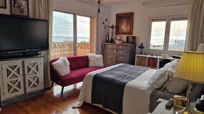 Image No.36-5 Bed Property for sale