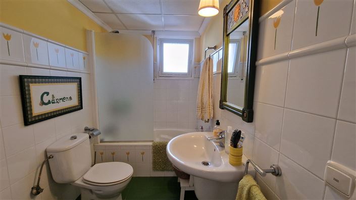 Image No.51-5 Bed Property for sale