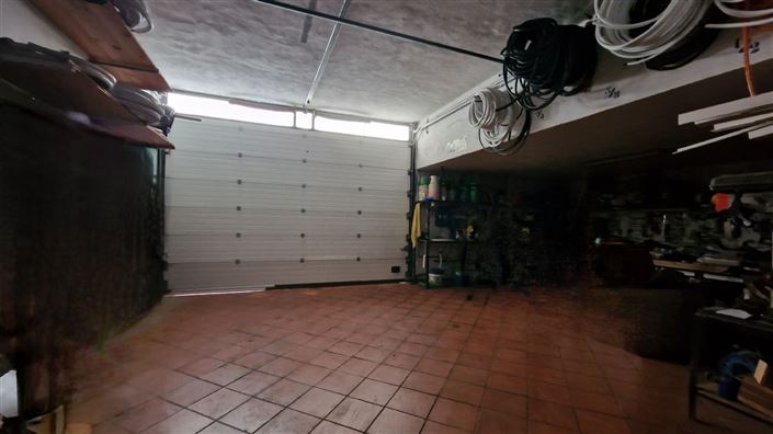 Image No.55-5 Bed Property for sale