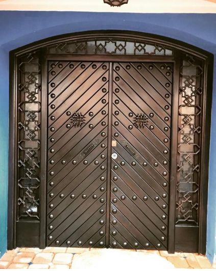 Image No.63-5 Bed Property for sale