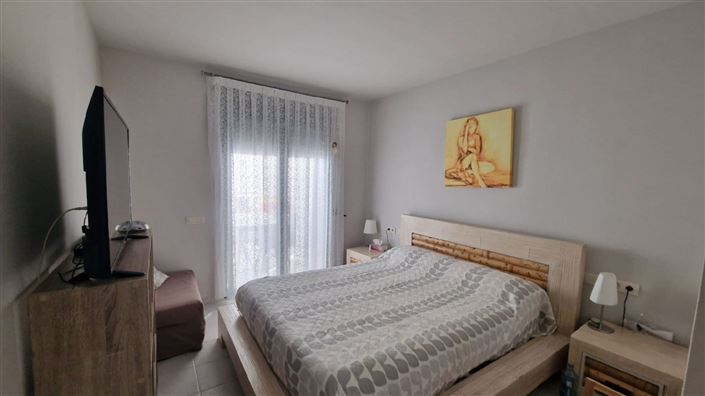 Image No.17-2 Bed Apartment for sale