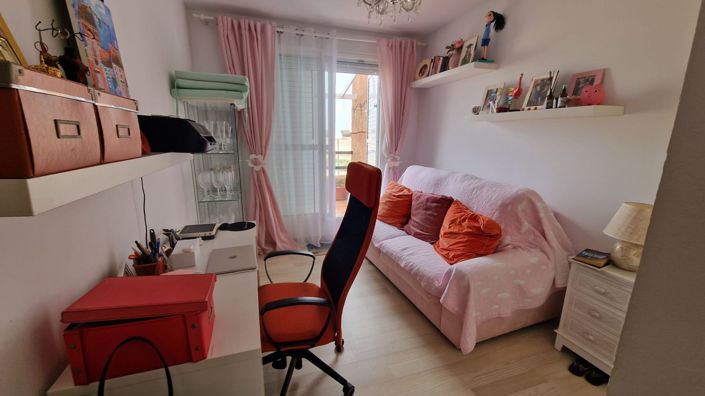 Image No.20-2 Bed Apartment for sale