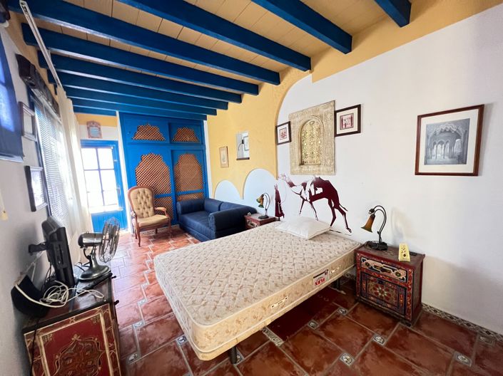 Image No.29-4 Bed Property for sale