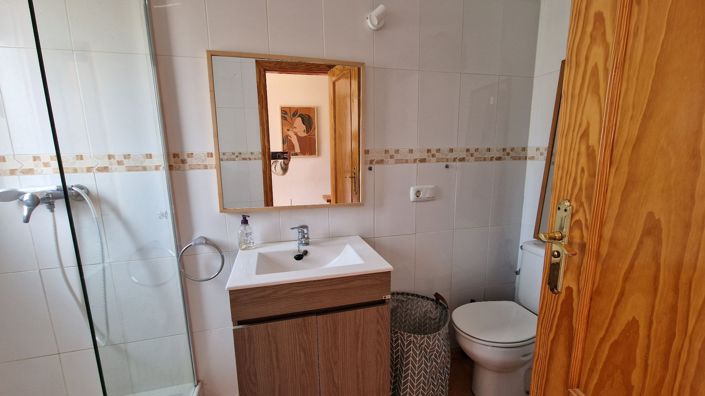 Image No.23-2 Bed Apartment for sale