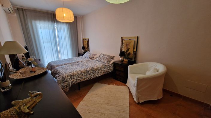 Image No.24-2 Bed Apartment for sale