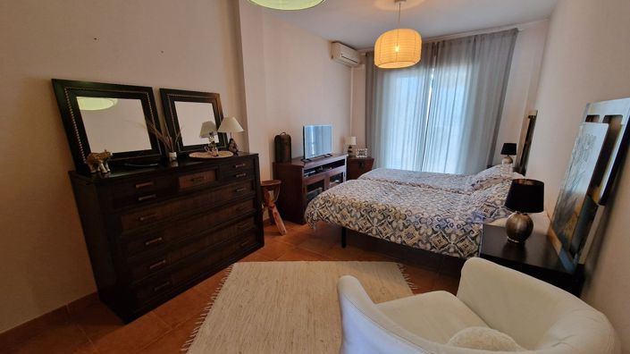 Image No.25-2 Bed Apartment for sale