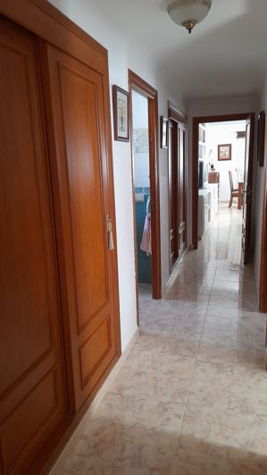 Image No.21-4 Bed Townhouse for sale