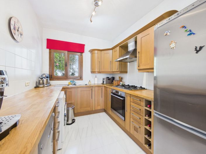 Image No.3-2 Bed Apartment for sale