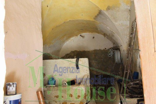 Image No.3-1 Bed Townhouse for sale